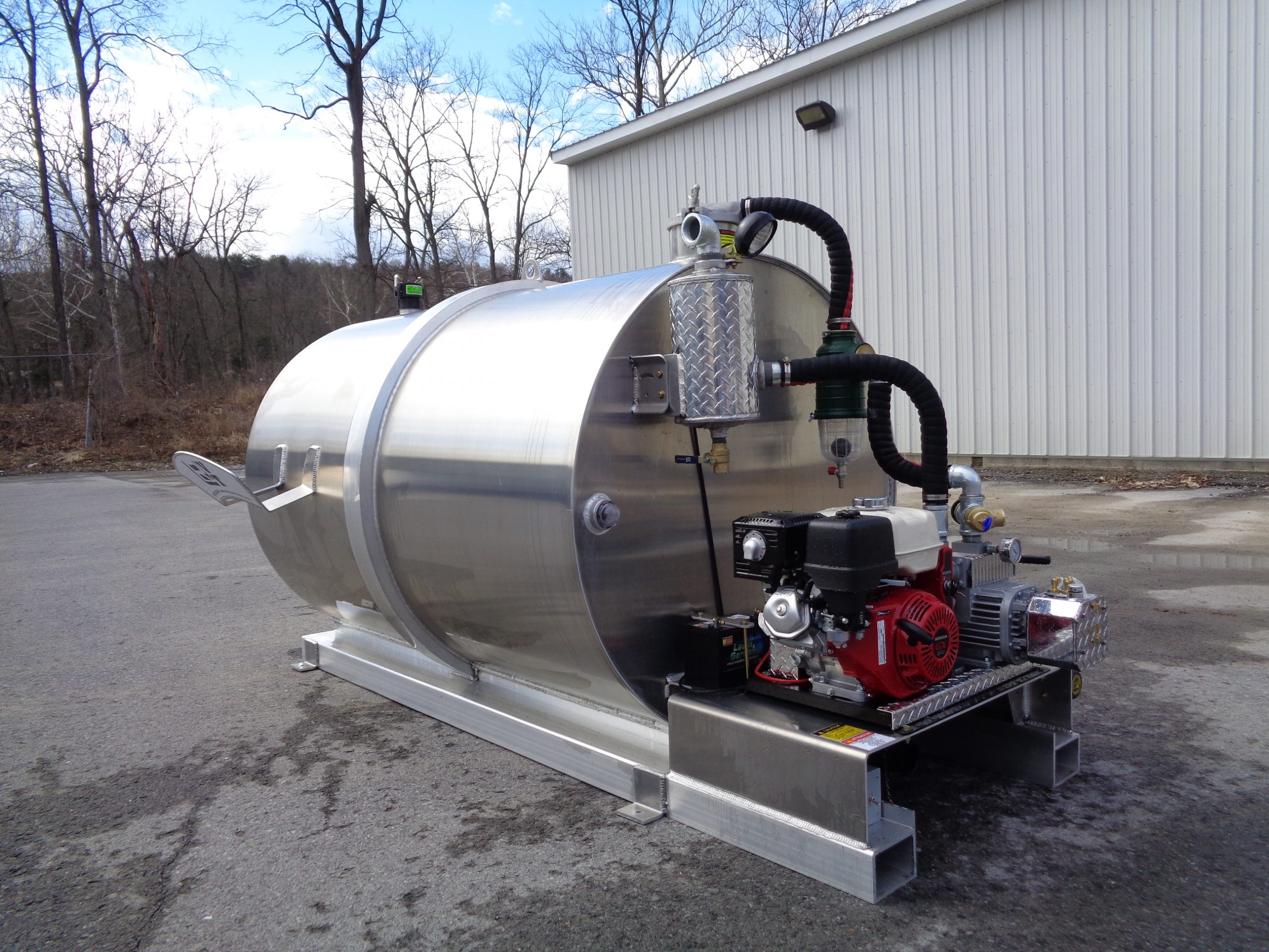 800 Gallon aluminum slide-in vacuum tank